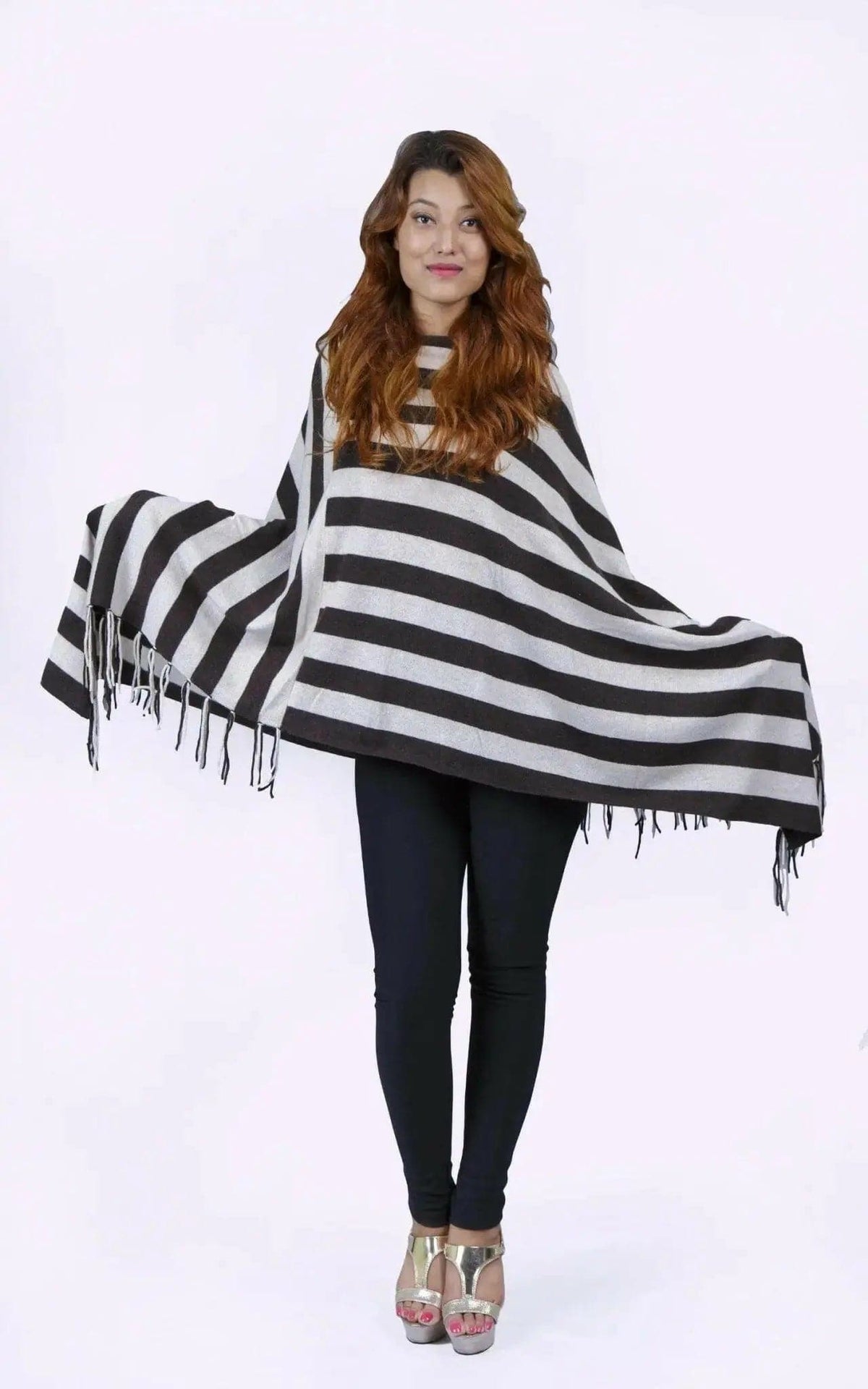 Two-tone fringed cashmere poncho, KCI 213, styled view