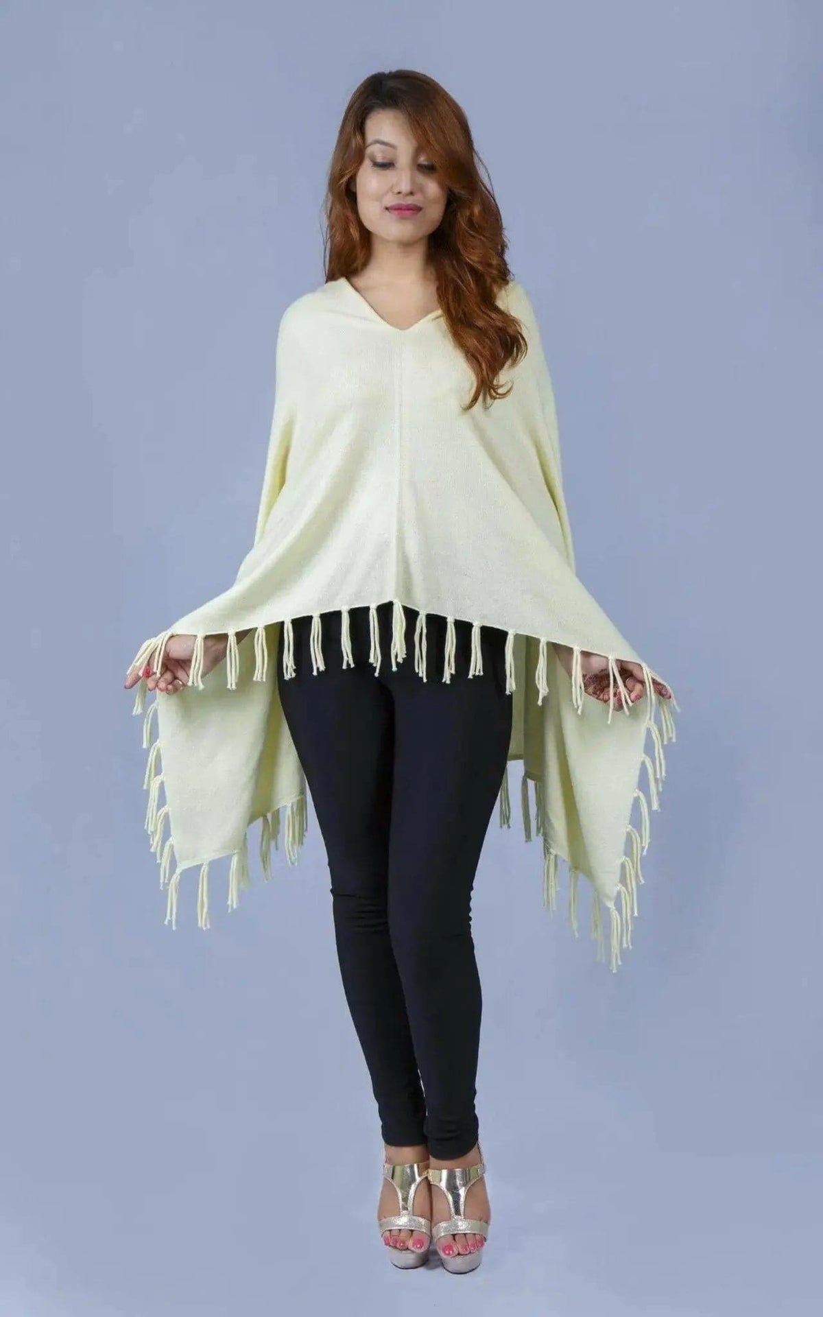 Fringed Italian cashmere poncho, KCI 249, styled view