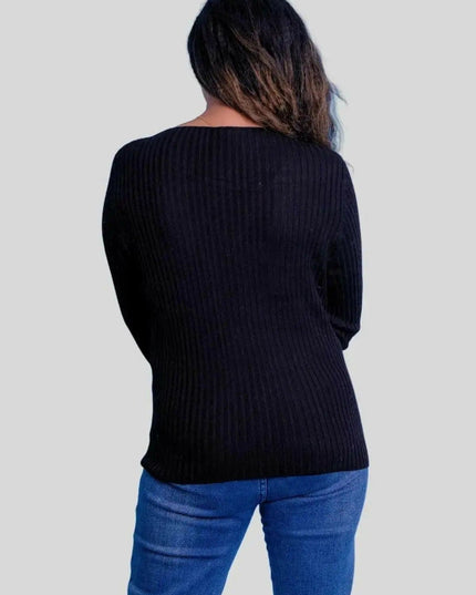 Luxurious Cashmere V Neck Pullover - Woman in Jeans and Black Sweater