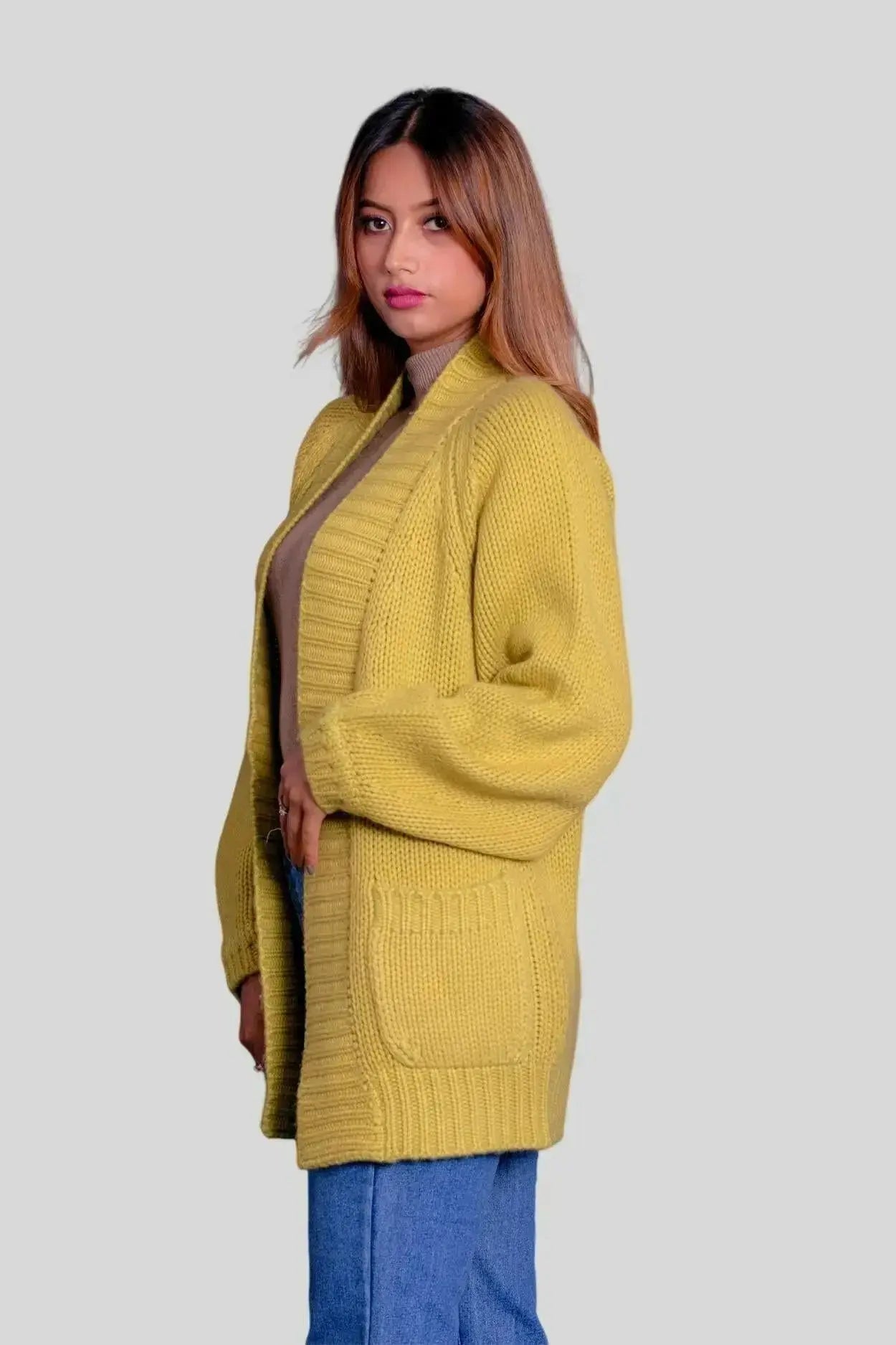 Luxurious Italian Cashmere Cardigan in Yellow - Women’s Open Cashmere Sweater