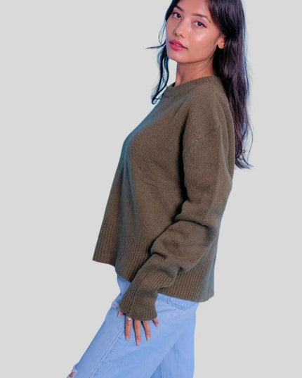 Luxury Italian Cashmere Sweater - Woman in Green Sweater and Jeans
