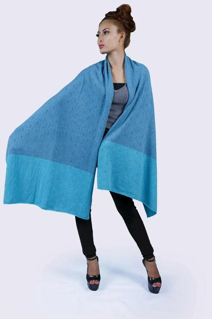 Blue cashmere shawl worn by a woman for KCI 107 product