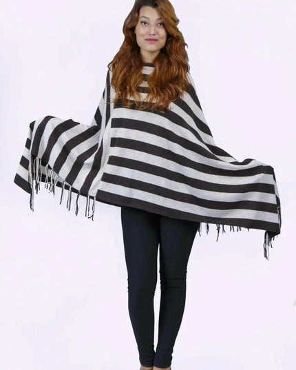 Italian cashmere poncho || KCI 213 - woman in black and white striped poncho
