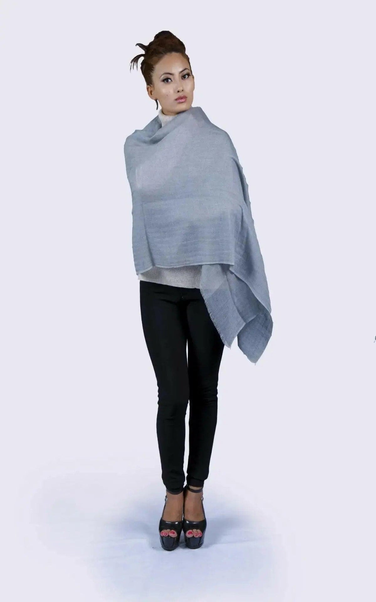 Italian cashmere shawl || KCI 206 - Woman in gray poncho, black pants, and top