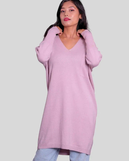 Cashmere Women’s Pullover - Woman in Pink Sweater and Jeans (KCI 278)