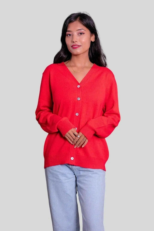 Woman in red cashmere cardigan and jeans – Cashmere Cardigan KCI 371