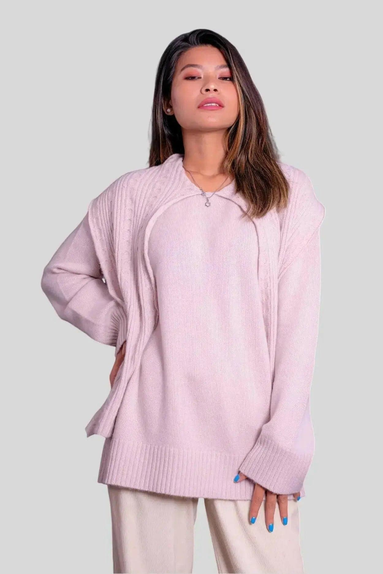 Italian Cariaggi Cashmere Pullover | Woman in Pink Sweater and White Pants