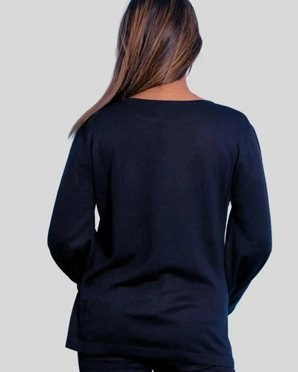 Italian Cashmere Superfine Pullover featuring a woman in black sweater and jeans