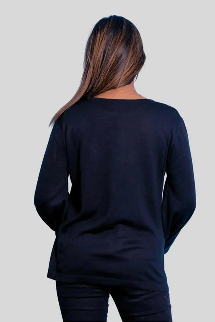 Italian Cashmere Superfine Pullover featuring a woman in black sweater and jeans