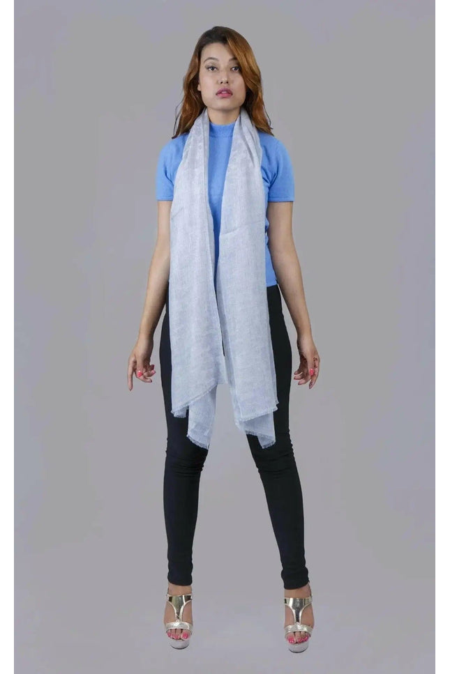 Italian cashmere scarf on woman, product KCI 181