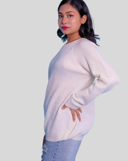 KCI 303 Women’s Crew Neck Pullover in White Jeans