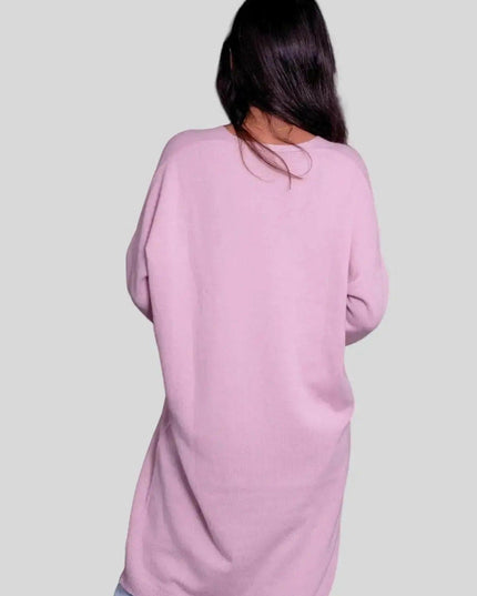 Luxurious CARIAGGI Cashmere Dress - Woman in Pink Sweater and Jeans