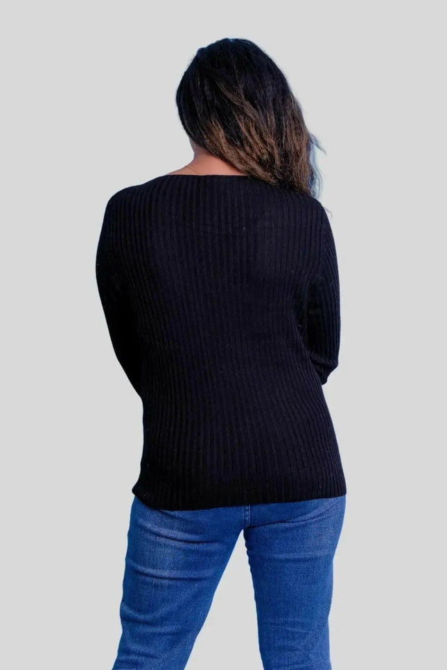 Luxurious Cashmere V Neck Pullover - Woman in Jeans and Black Sweater