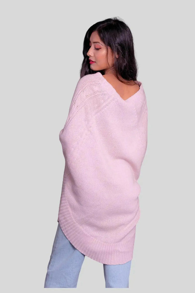 Luxurious pink cashmere poncho for women