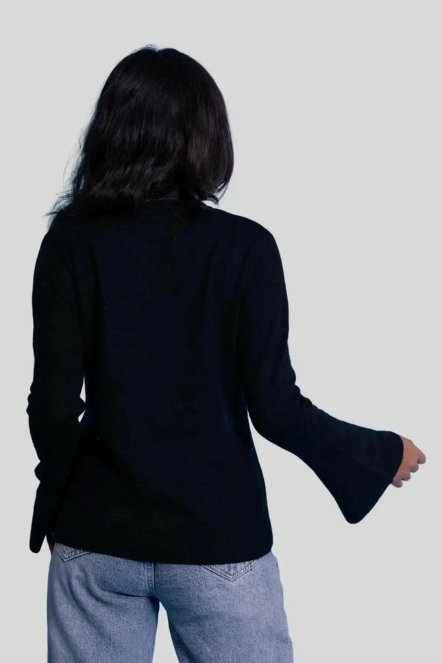 Luxurious Italian Cashmere Pullover for Women