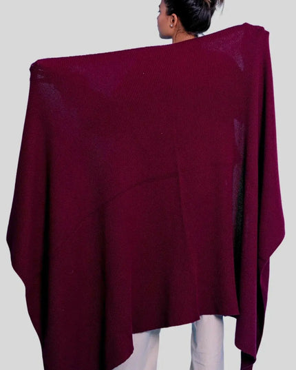 Luxurious Italian Cashmere Shawl for Stay Cozy in Style - Woman Draped in Large Shawl