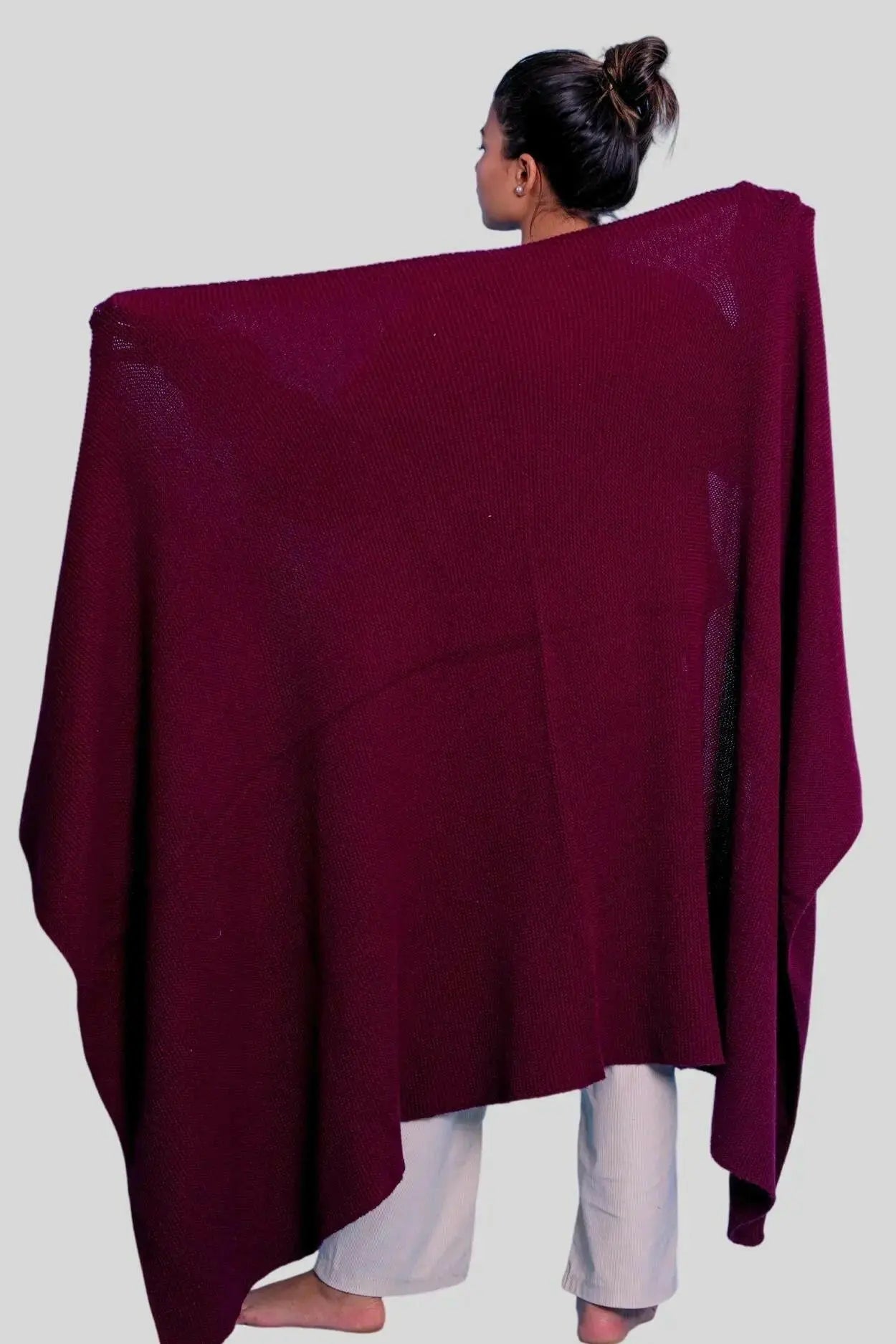 Luxurious Italian Cashmere Shawl for Stay Cozy in Style - Woman Draped in Large Shawl