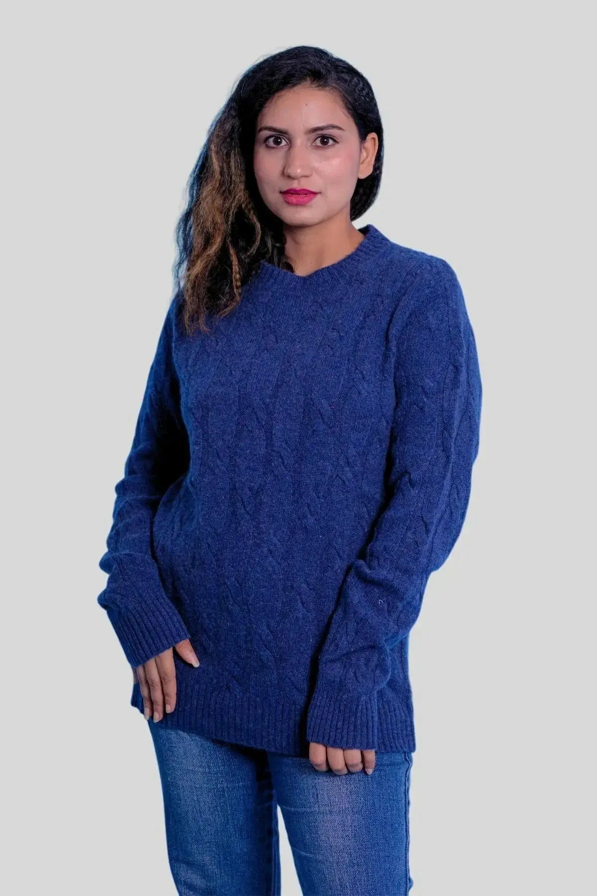 Blue cashmere cable pullover: Woman wearing luxury sweater