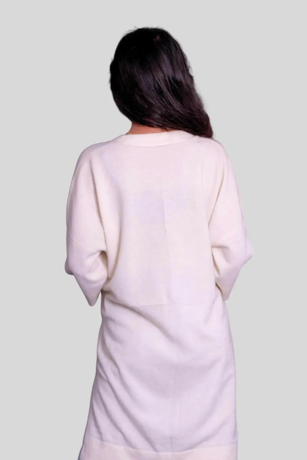 Luxury Italian Cashmere Dress with V-Neck and Long Sleeves
