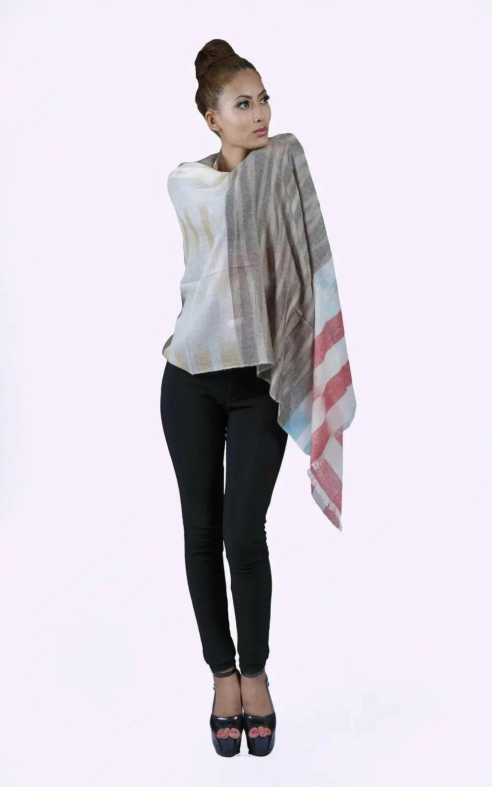 Stylish woman in white shirt and black pants wearing Women Cashmere Scarf || KCI 155